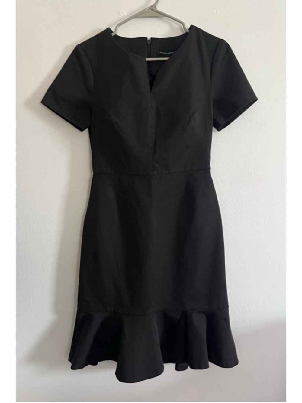 Banana Republic NWT short sleeve sheath dress ruffled flounce hem size 4